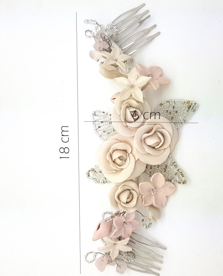 Snow Rose Tocado de cuentas de cristal hecho a mano. Artesanía Lola