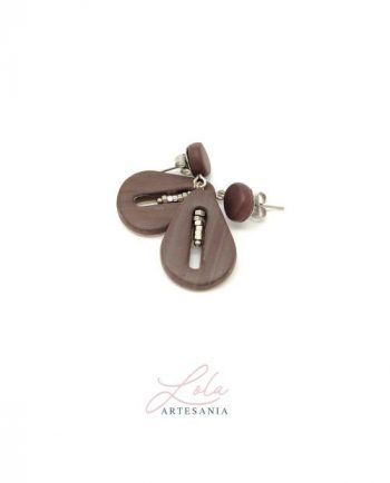 Pendientes imitación madera africana. Pendientes largos para mujer
