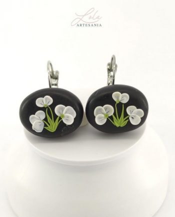 Pendientes Flores Ovalados Blancos