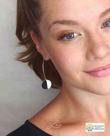 Pendientes Blancos y Negros