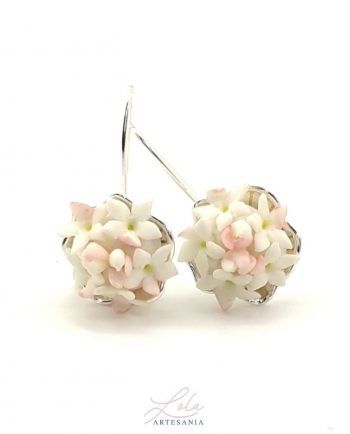 Pendientes en Plata de Biznaga realizados en porcelana por Artesanía Lola