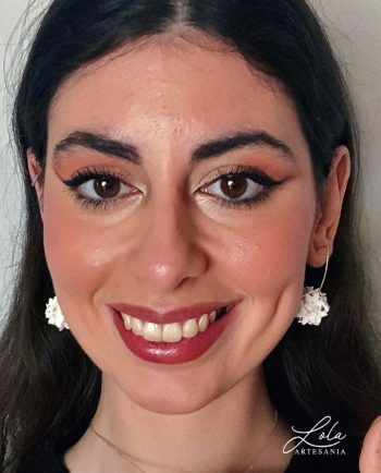 Pendientes Biznaga de Plata hechos a mano por artesanía Lola.